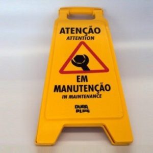 CAVALETE SINALIZAÇÃO EM MANUTENÇÃO em Joanópolis SP