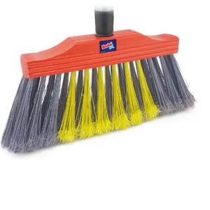 VASSOURA POPULAR MADEIRA em Joanópolis SP